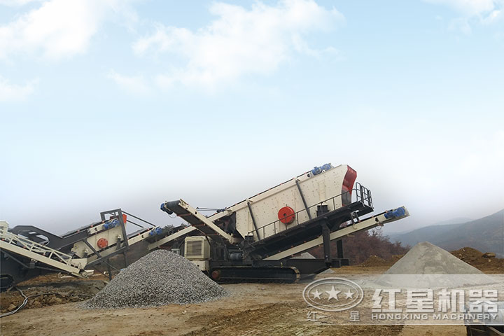 車載流動石子、粉碎機(jī)生產(chǎn)現(xiàn)場